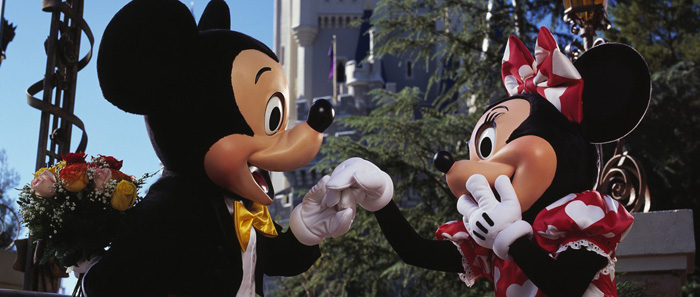 Mickey and Minnies All New Date Ideas for the Month of Love in 2016 