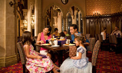 Walt Disney World Resort - Character Dining at Cinderella's Royal Table
