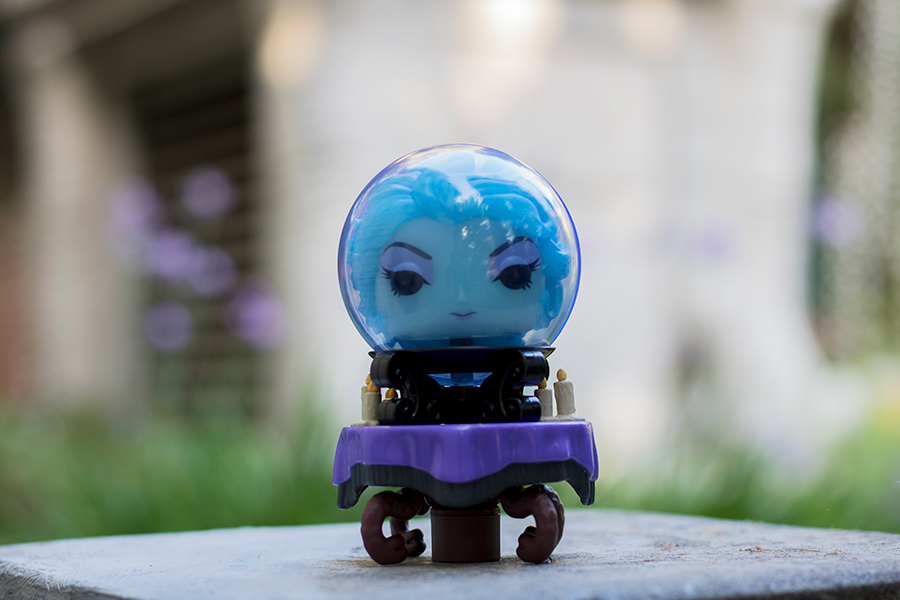 glow in the dark Madame Leota Funko Pop 