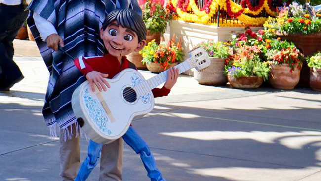 #DisneyFamilia: Mariachi Cobre Presenta the Story of Coco at Epcot This Spring