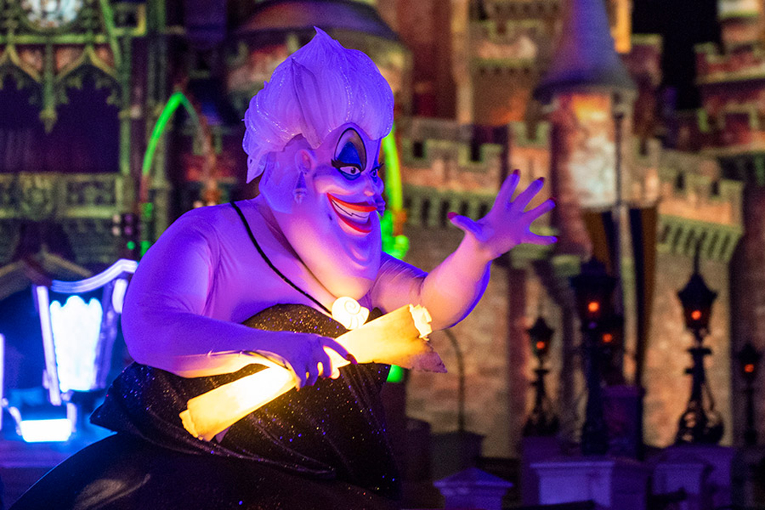 Disney Villains After Hours has begun at Magic Kingdom Park on select nights through July 10, 2020! To celebrate its first night, here’s a sneak peek at one of my favorite villains of all times, Ursula. She appears alongside other baddies in the new Villains’ Cursed Caravan